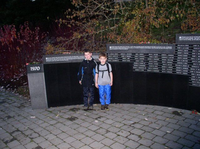 11.13.05 Arboretum-Pittock Mansion-Macleay Park 040 